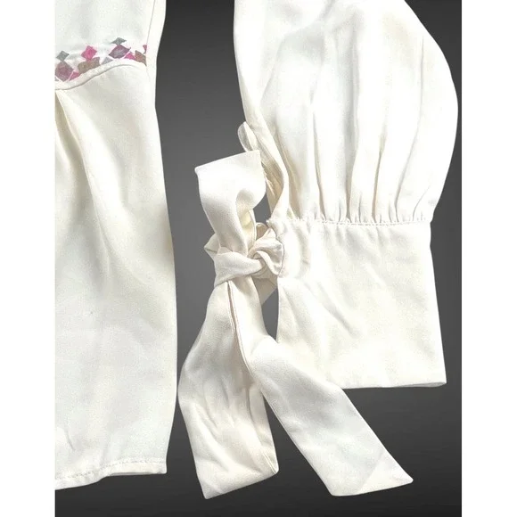Ann Taylor Petite Embroidered Boho Peasant Blouse Cream Tie Sleeve XSP Hippies - Picture 3 of 8